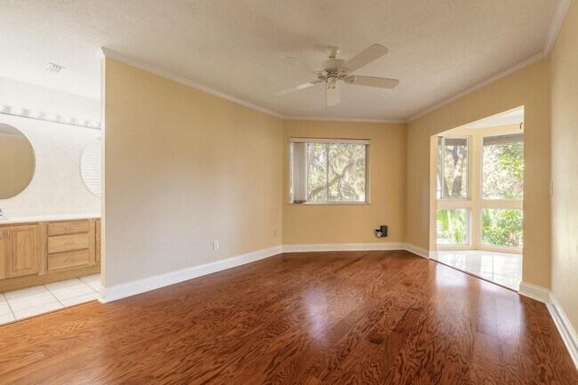 Building Photo - 24 Pinehurst Pl