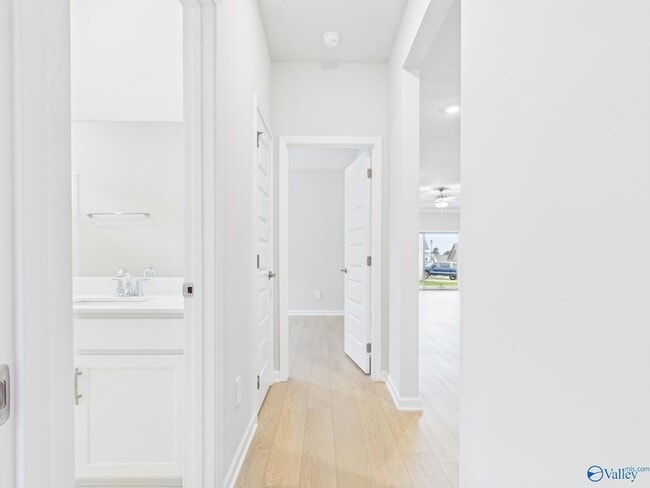 Building Photo - 17993 Longleaf Dr
