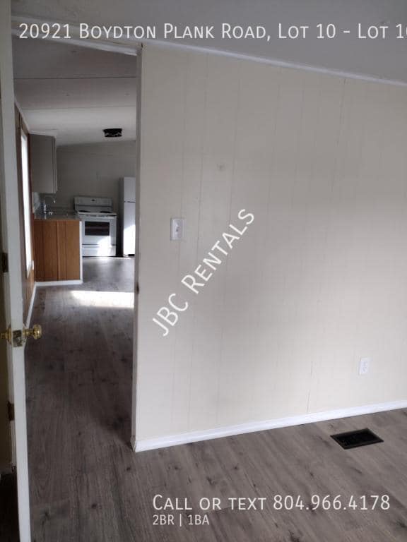 Building Photo - 20921 Boydton Plank Rd