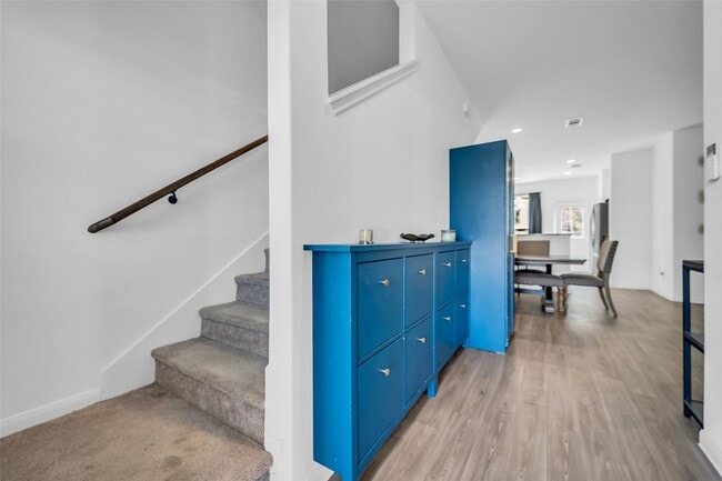 Building Photo - 7306 Madison Cmns Ln