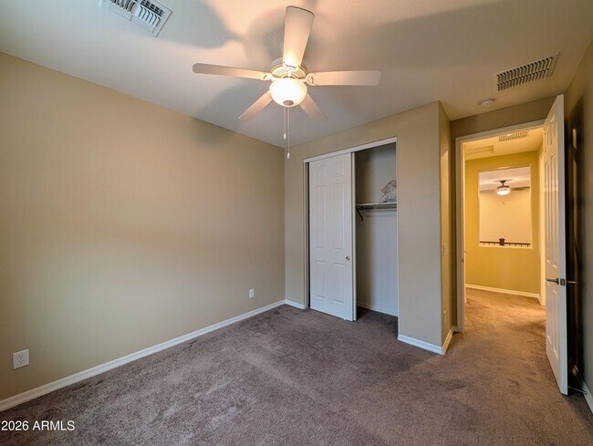 Building Photo - 923 S Osborn Ln