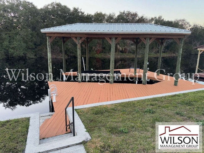 Building Photo - 1420 Flamingo Dr