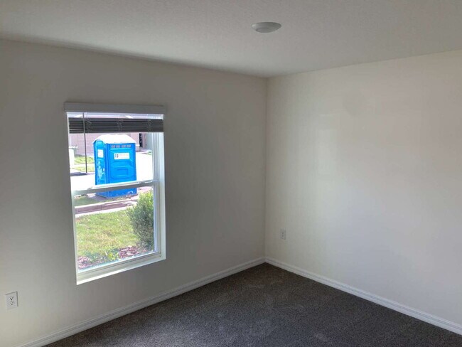 Building Photo - 16763 Parker River St