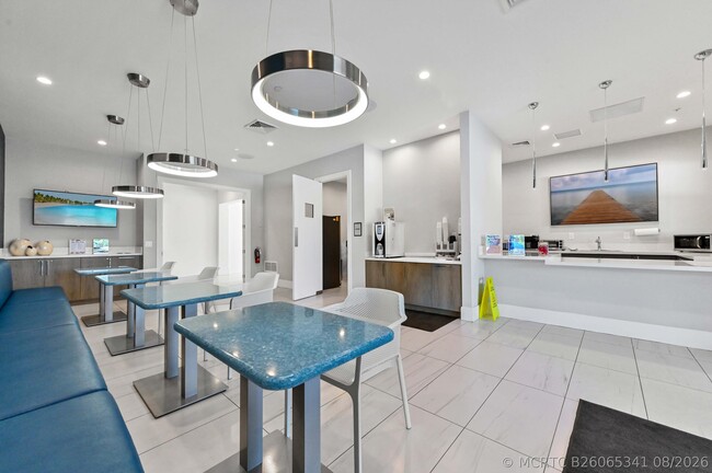Building Photo - 14895 Builtmore Way