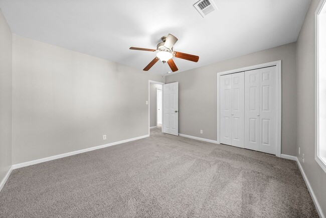 Building Photo - 3792 McAllister Dr