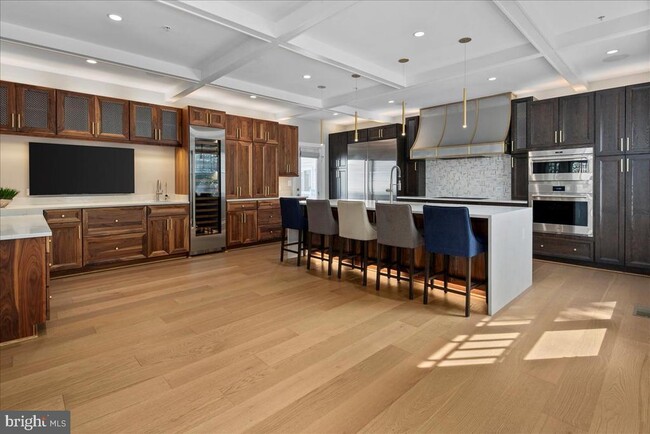 Building Photo - 2863 11th St N