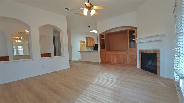 Building Photo - 11171 Mansfield Dr