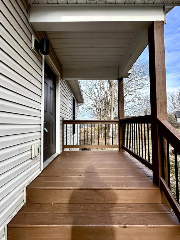 Building Photo - 15 Sand Hill School Rd