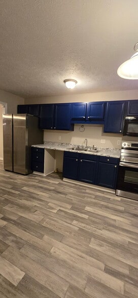 Building Photo - 804 Zadock Dr