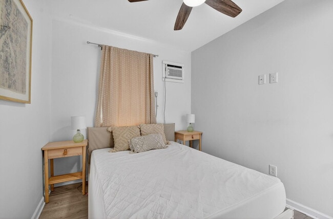 Building Photo - 306 N J St