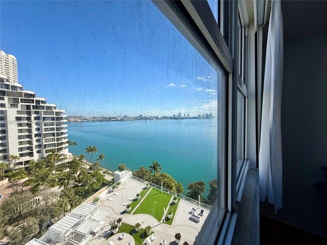 Building Photo - 770 Claughton Island Dr