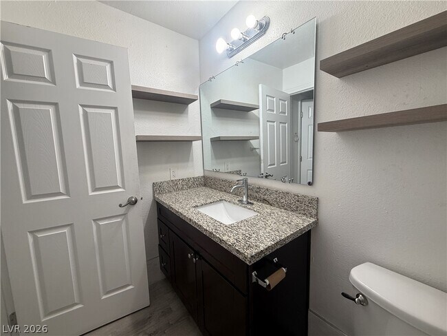 Building Photo - 6208 Ilanos Ln