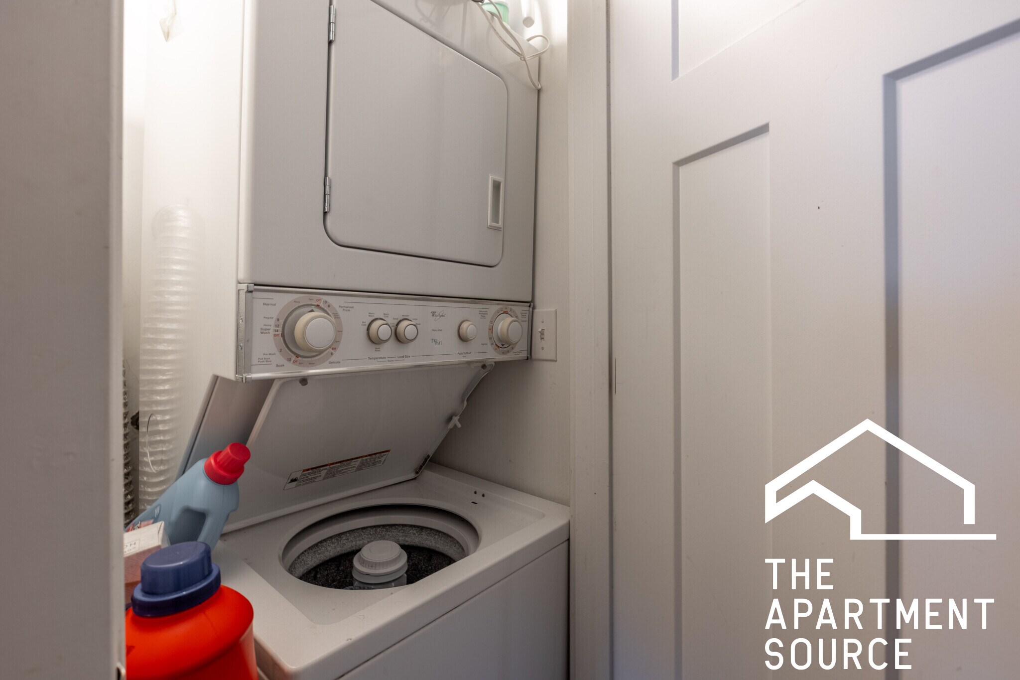 Building Photo - 2449 N Ashland Ave