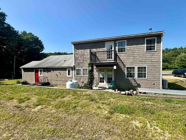 Building Photo - 353 Forest Rd
