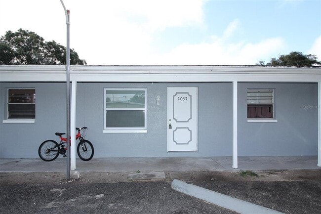 Building Photo - 2037 Calusa Trail