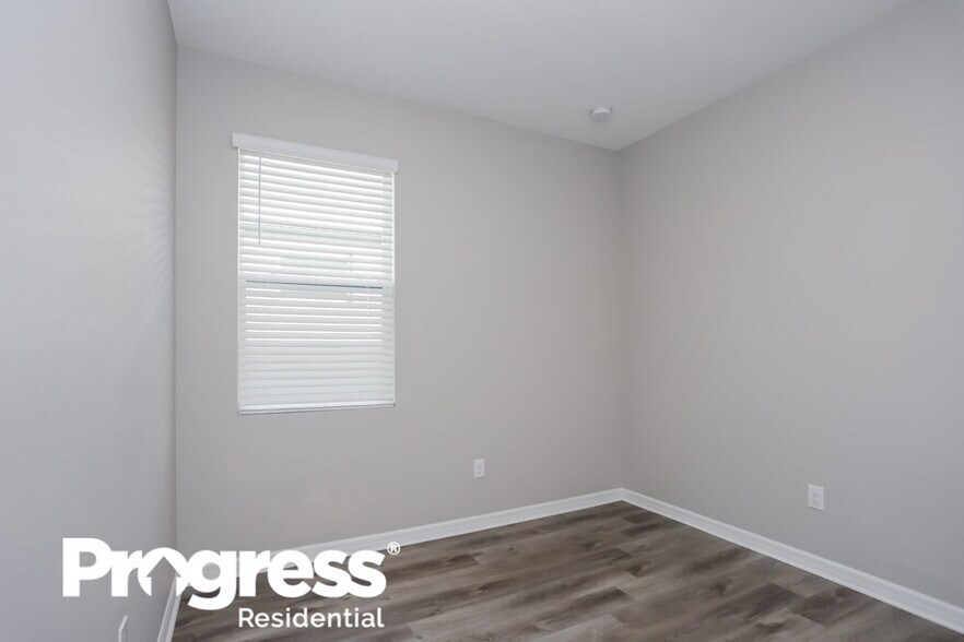 Building Photo - 11853 Brighton Knoll Loop