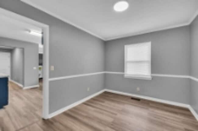 Building Photo - Beautiful update home in East Ridge