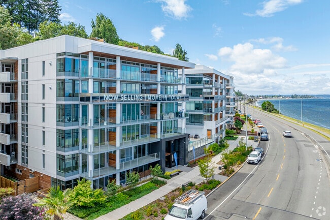 Primary Photo - Infinity Shore Club Residences