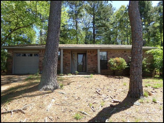 Building Photo - 3915 St James Ct