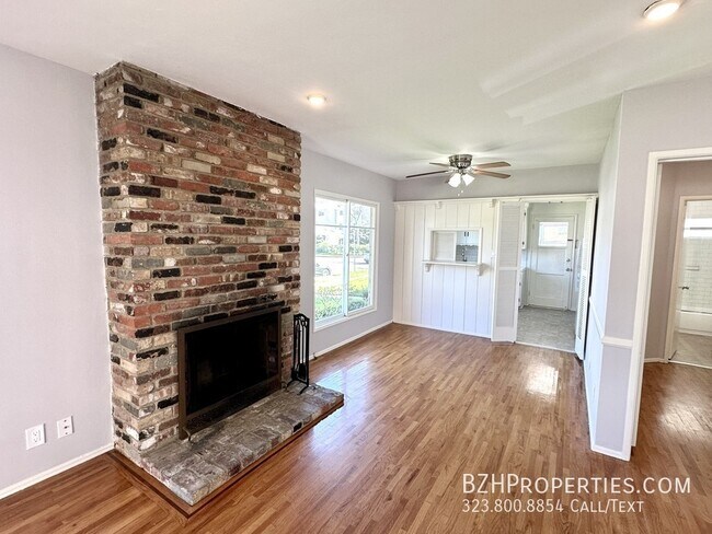 Building Photo - 5307 Vantage Ave