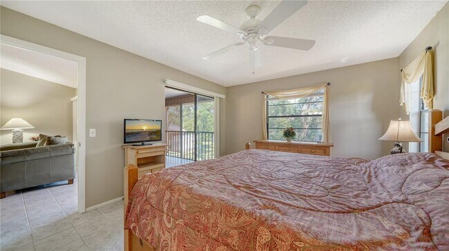 Building Photo - 5649 Summerside Ln