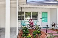 Building Photo - 300 N Mars Ave