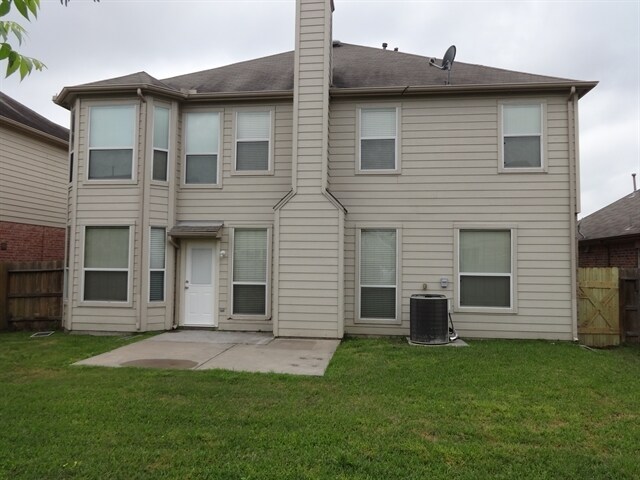 Building Photo - 2807 Edgewick Elm St