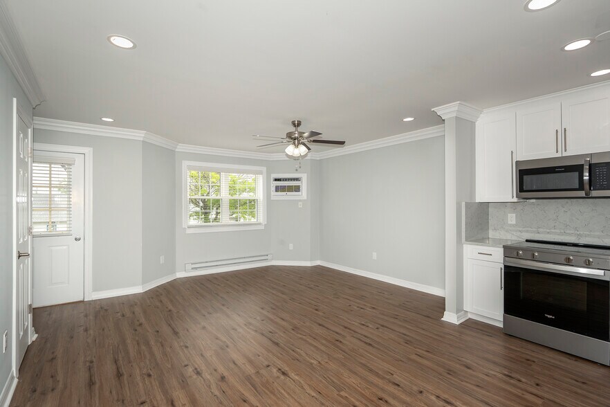 Building Photo - Fairfield Knolls at West Babylon