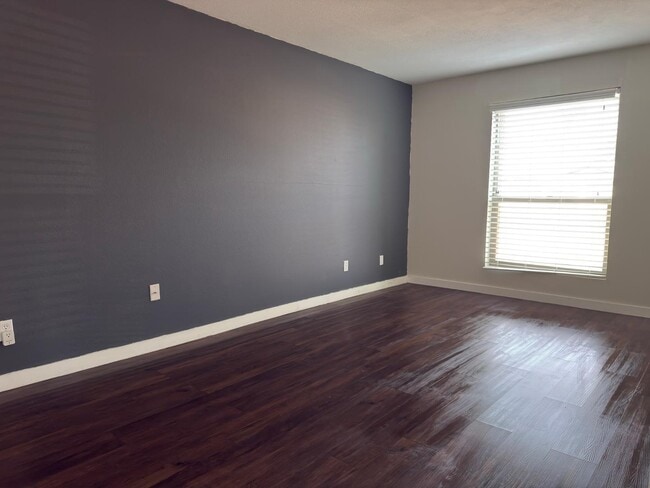 Building Photo - 17046 N 37th Ave