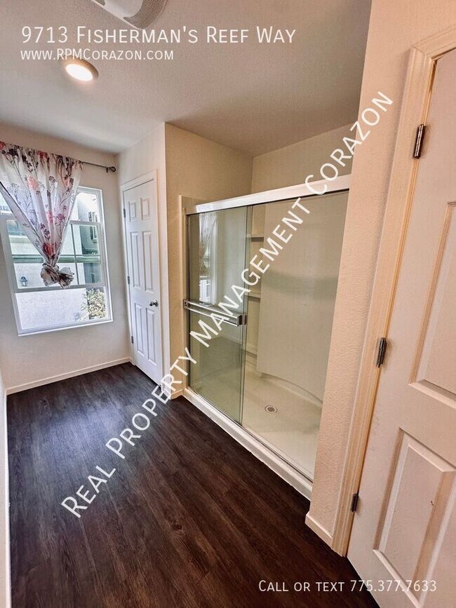 Building Photo - Modern 3 bedroom upgraded home!