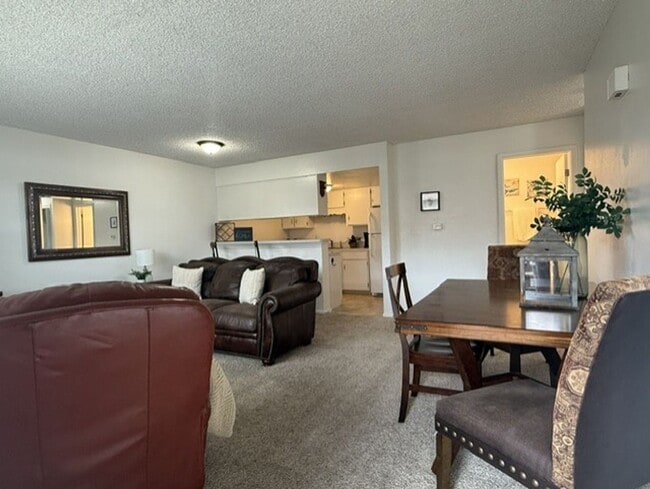 Building Photo - 1522 Trent Ct
