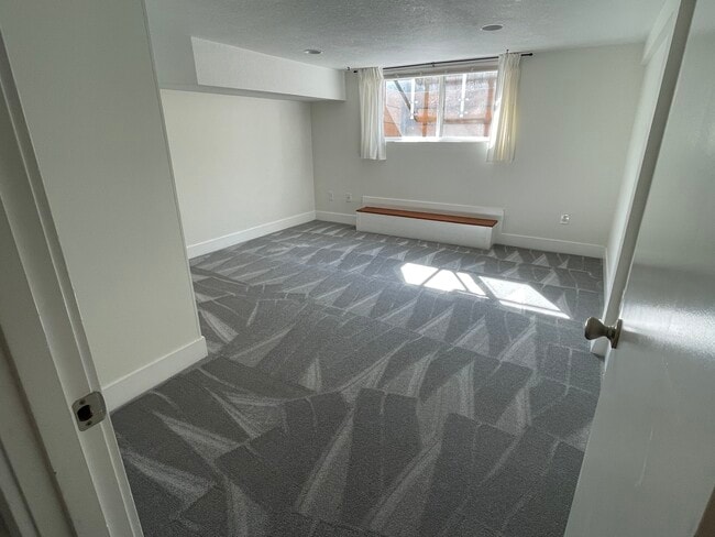 Building Photo - 4771 N Depauw St
