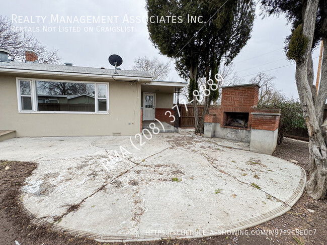 Building Photo - 3 Bed Rental in Central Meridian