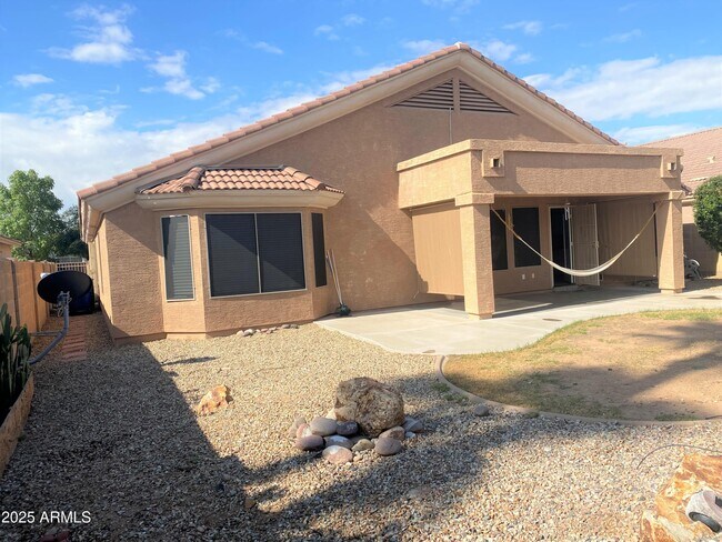 Building Photo - 12838 W Corrine Dr
