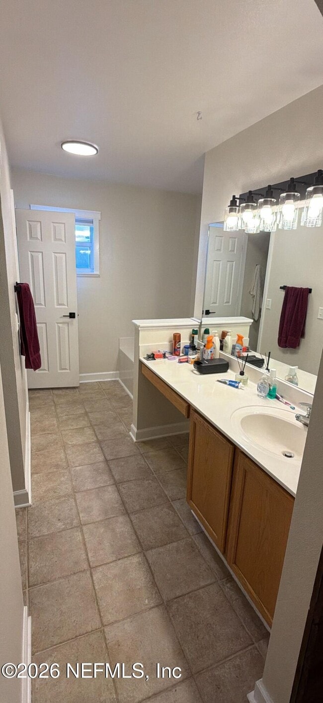 Building Photo - 3411 Glenn Hollow Ct