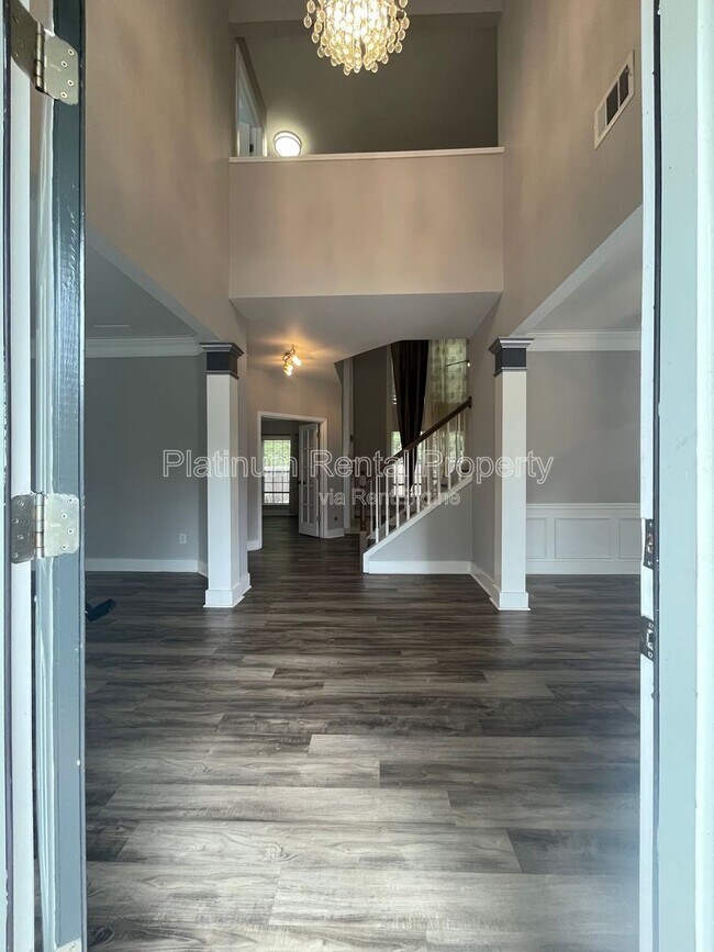 Building Photo - 5265 W Price Rd