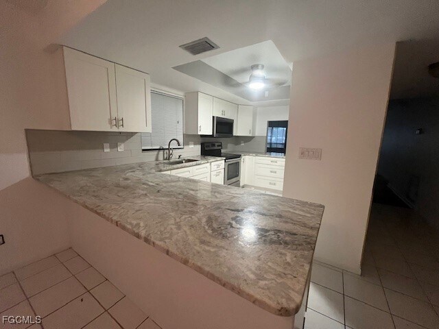 Building Photo - 12498 Riverside Dr