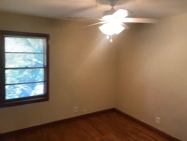 Building Photo - **UPCOMING**Nice 4 Bedroom / 1 Bathroom Ho...