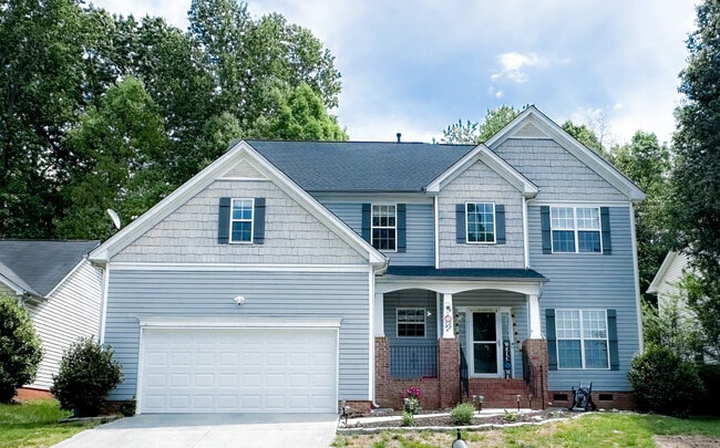 Building Photo - 8280 Chatham Oaks Dr