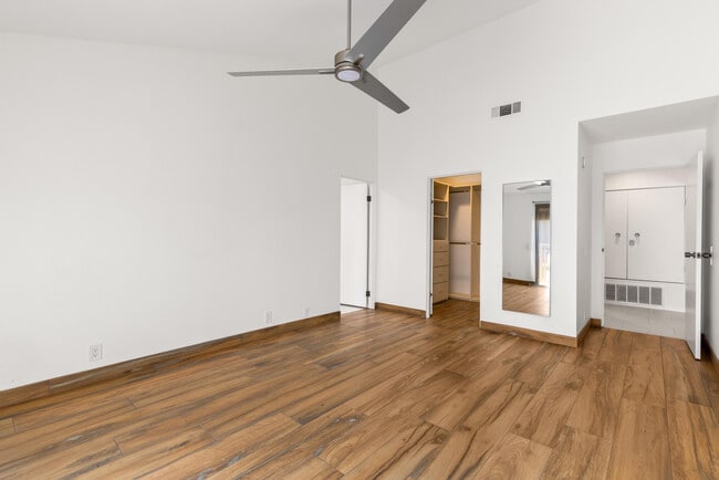 Building Photo - 46642 Arapahoe Cir
