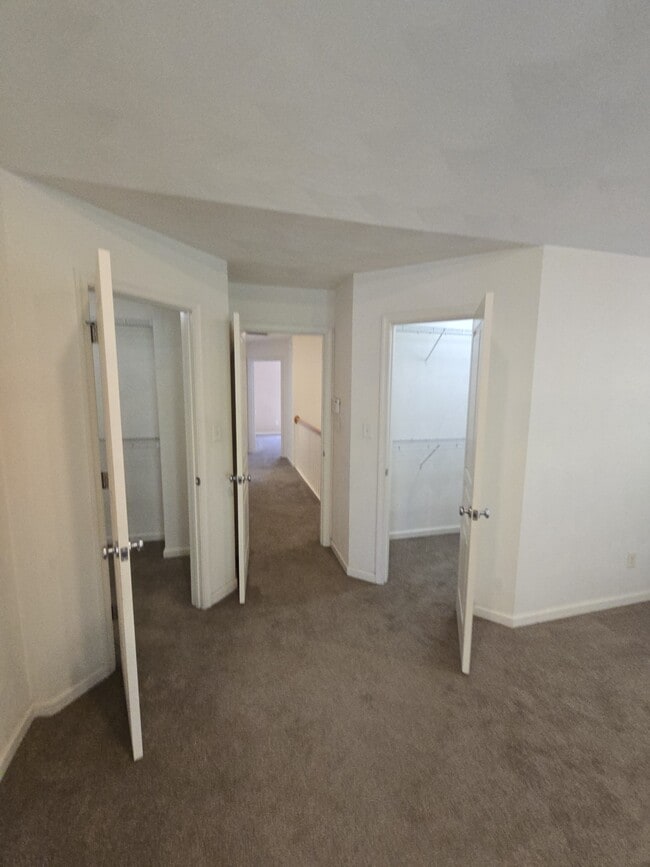Building Photo - 1170 Gunn Hall Dr