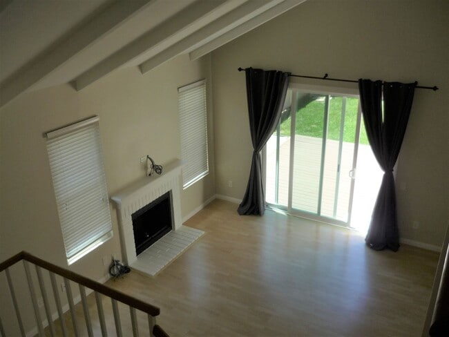 Building Photo - Two-story Single Family Home for rent at R...