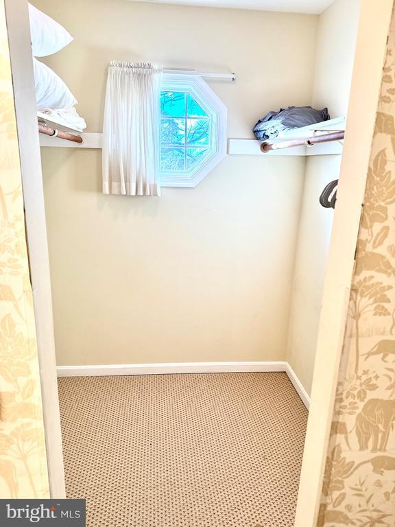 Building Photo - 102 Jl Thompson Dr