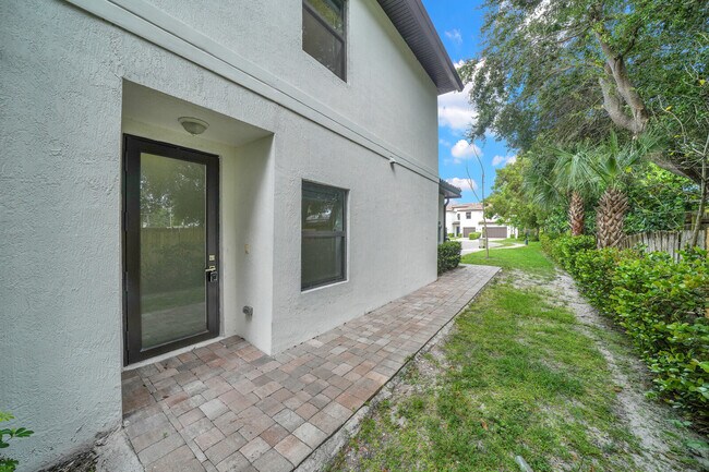Building Photo - 407 Bella Sol Way