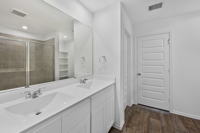 Building Photo - 4219 Bedwyn Bay Dr