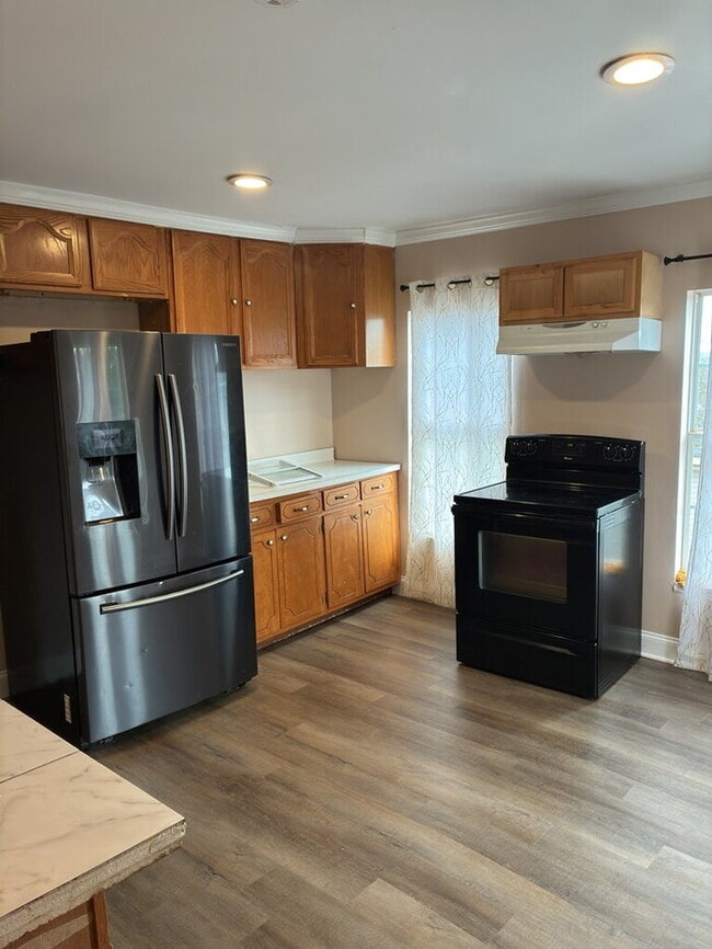 Building Photo - "Spacious 5-Bedroom Haven with 3 Baths and 3100 Sq Ft of Comfort in Easley!"