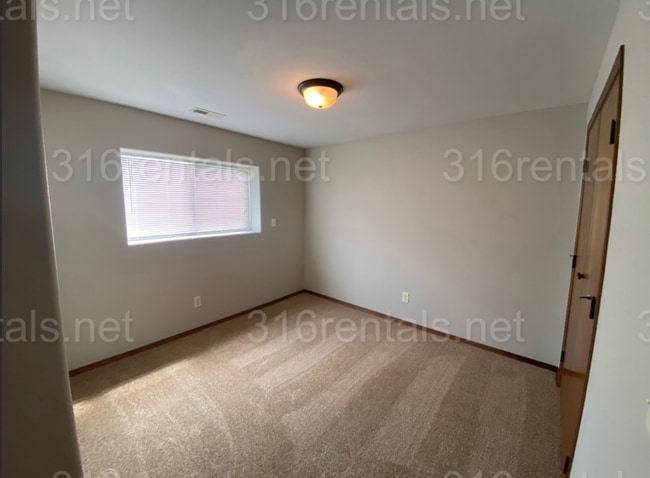 Building Photo - $1575 - COMING SOON! 4 bedroom/ 2 bathroom - Gorgeous newly remodeled townhome!