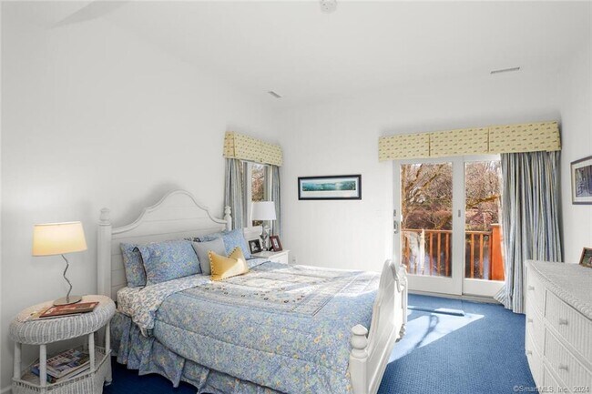 Building Photo - 12 Signal Ln