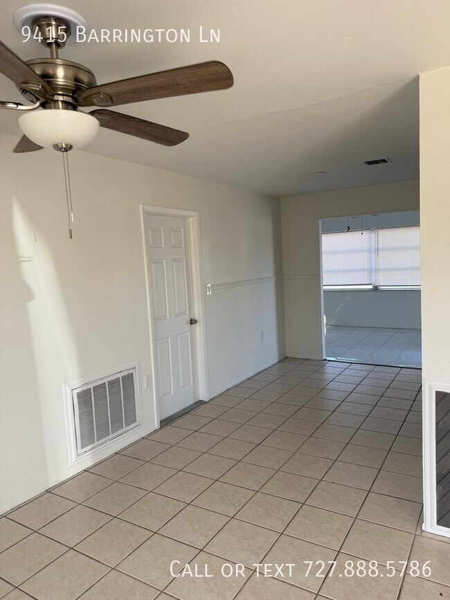 Building Photo - 9415 Barrington Ln