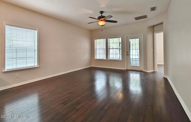 Building Photo - 6176 Casterbridge Rd